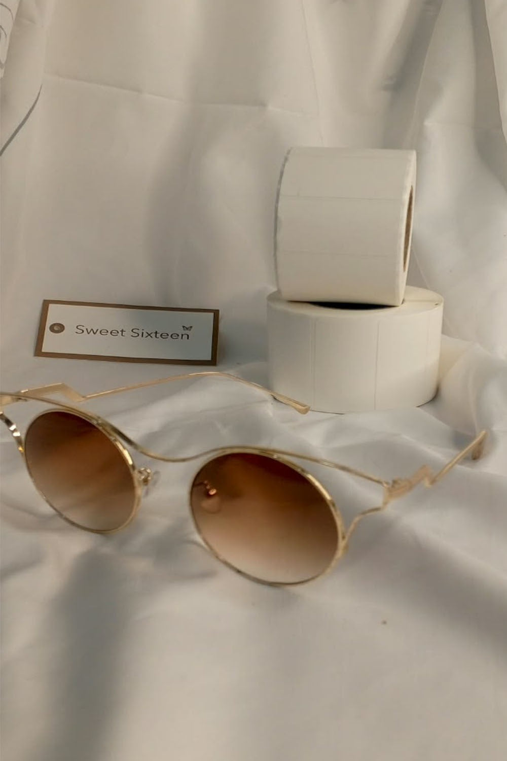 Gold Wireframe Round Cat Eye