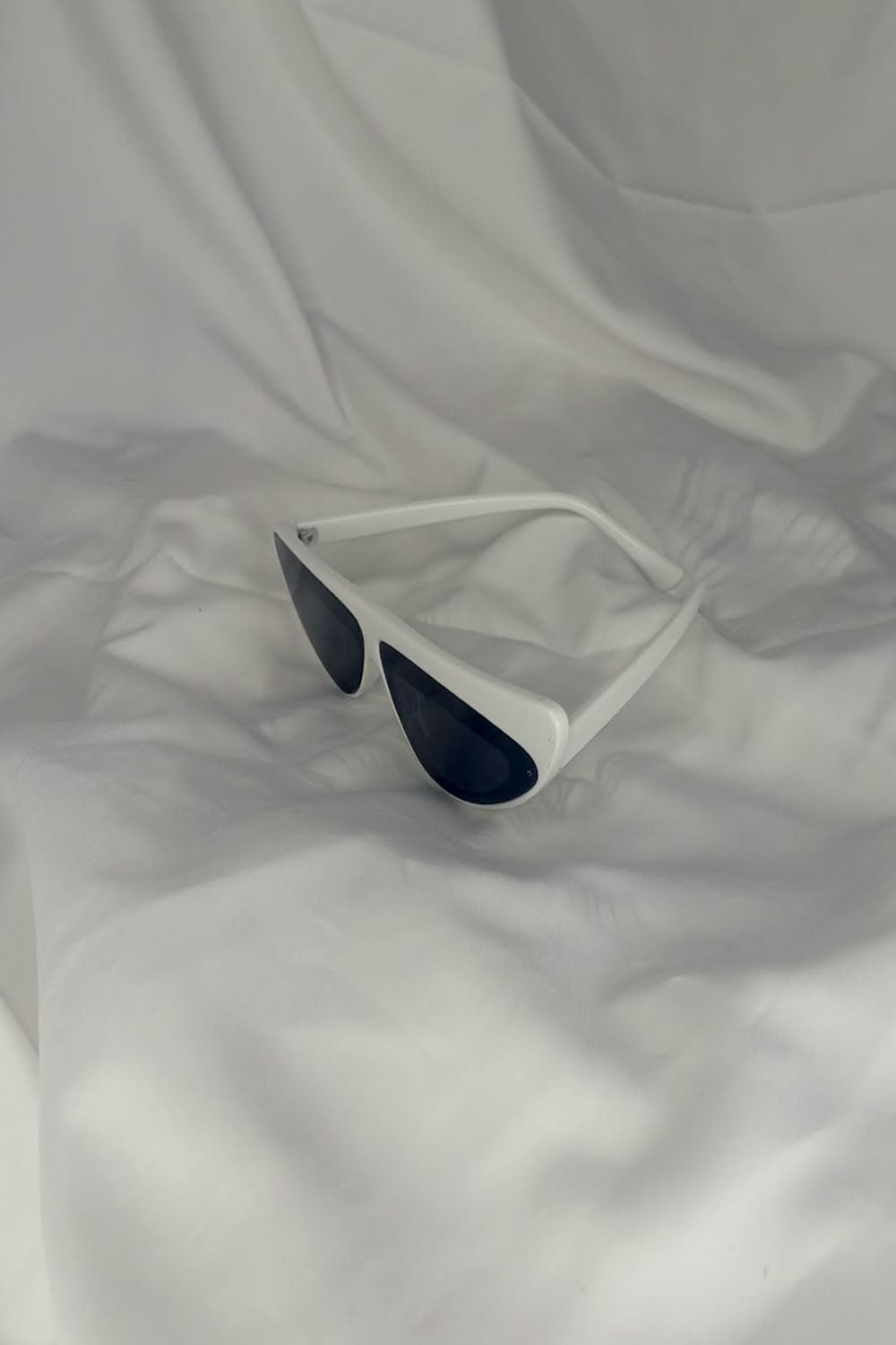 Vibrant Edge Sunglasses